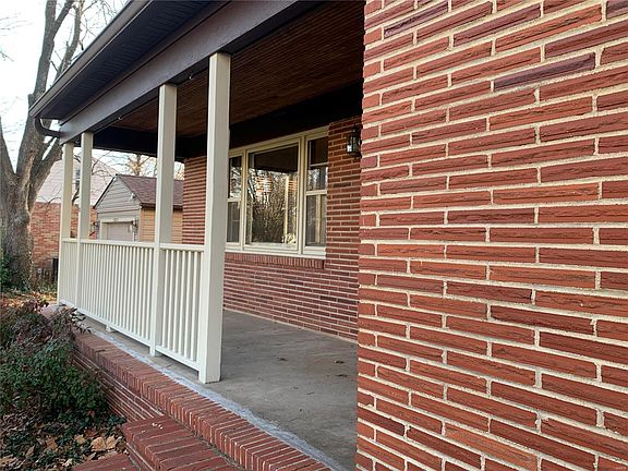 4th image of 1021 Delmar Ave