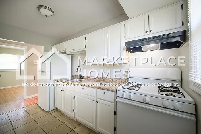 312 Banff Cir — Photo 13