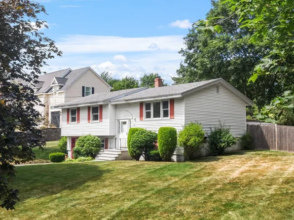 6 Wayne Rd, Peabody, MA 01960