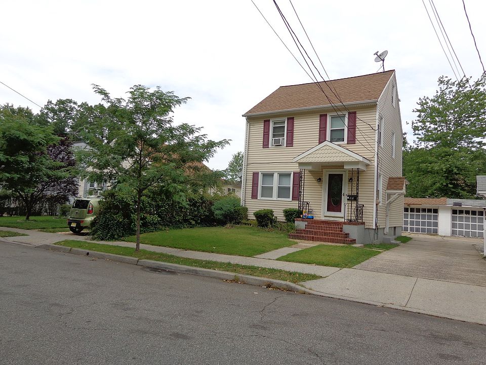 2nd image of 60 Alwat St