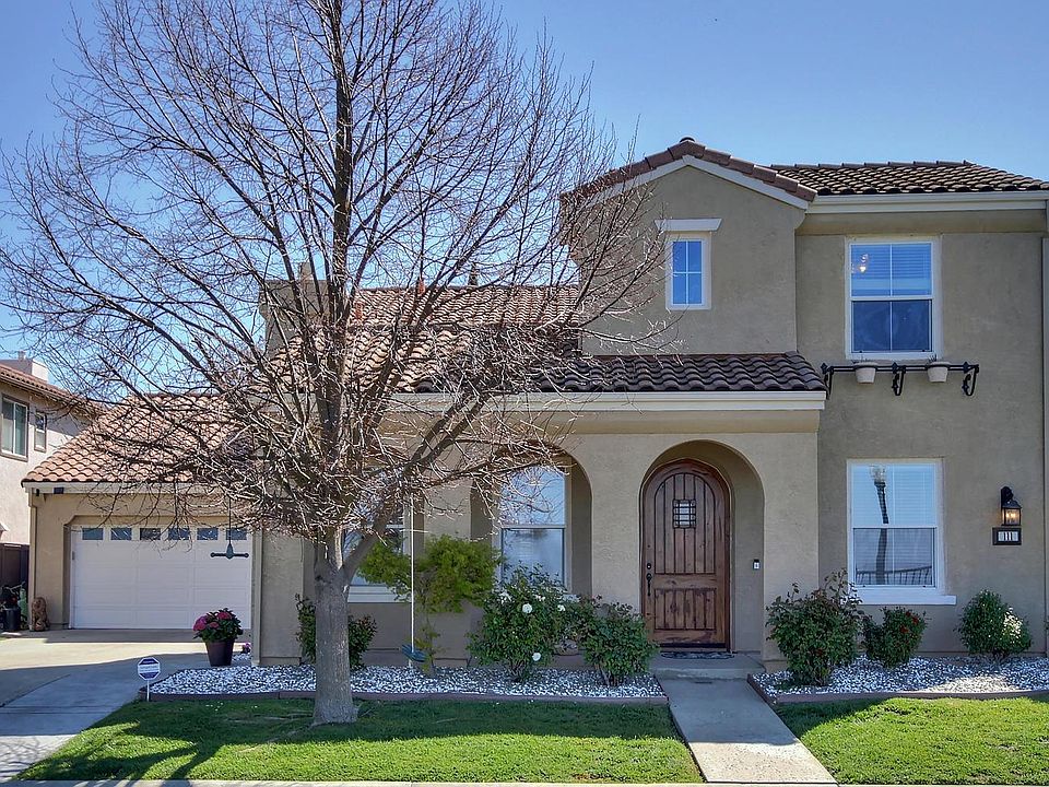 2nd image of 111 Lanfranco Cir
