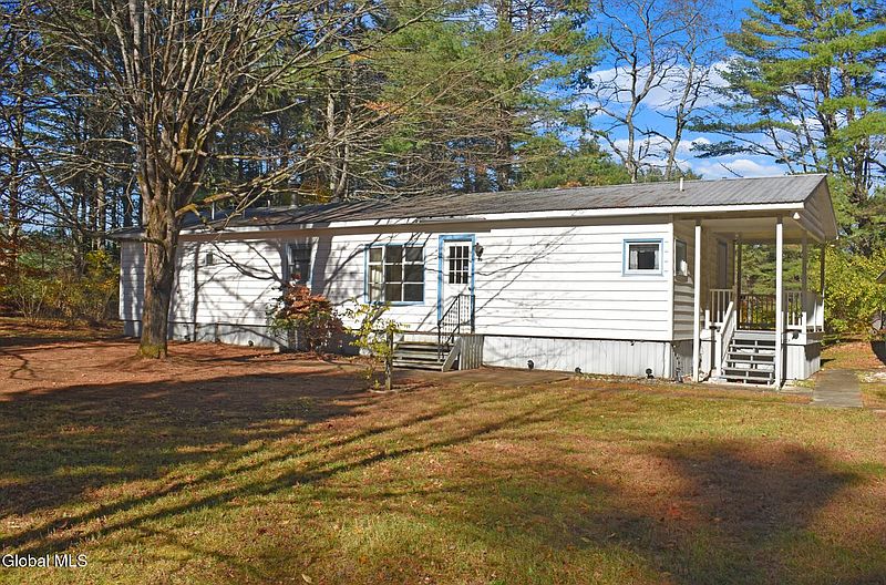 3rd image of 60 Dixon Road