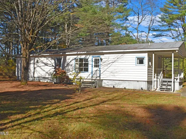 60 Dixon Road, Chestertown, NY 12817