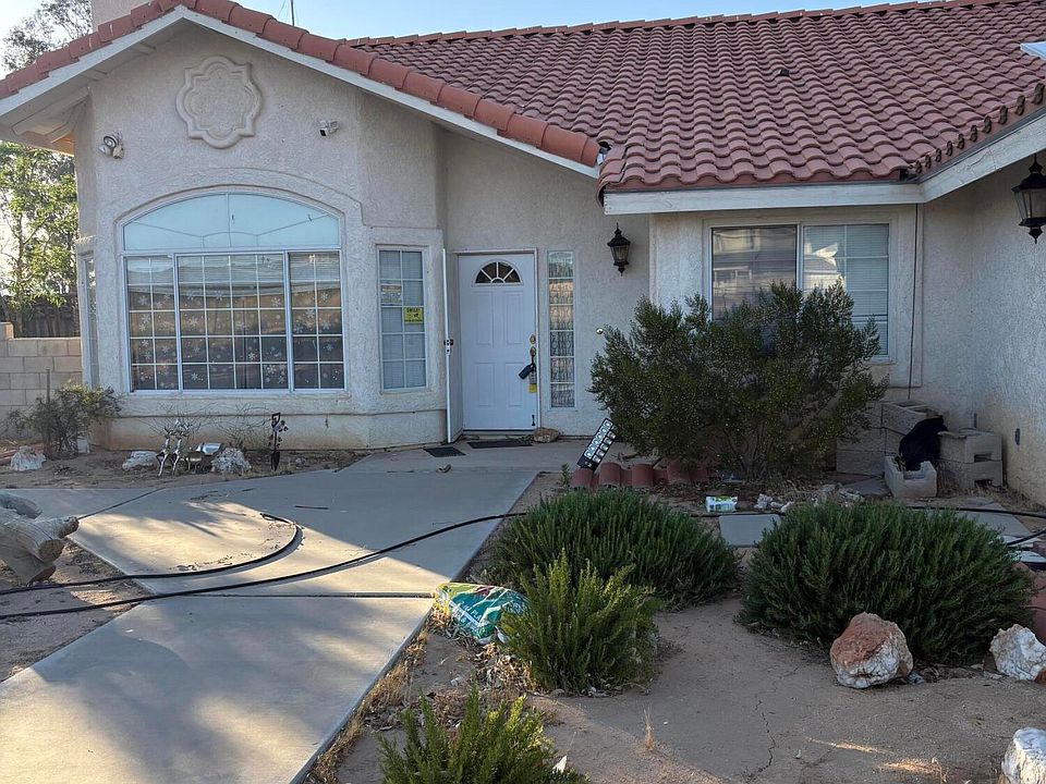 2nd image of 17157 Hacienda Blvd