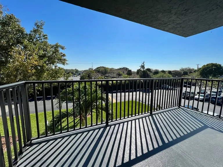 Colonial Village - 7550 Stirling Rd — Photo 47