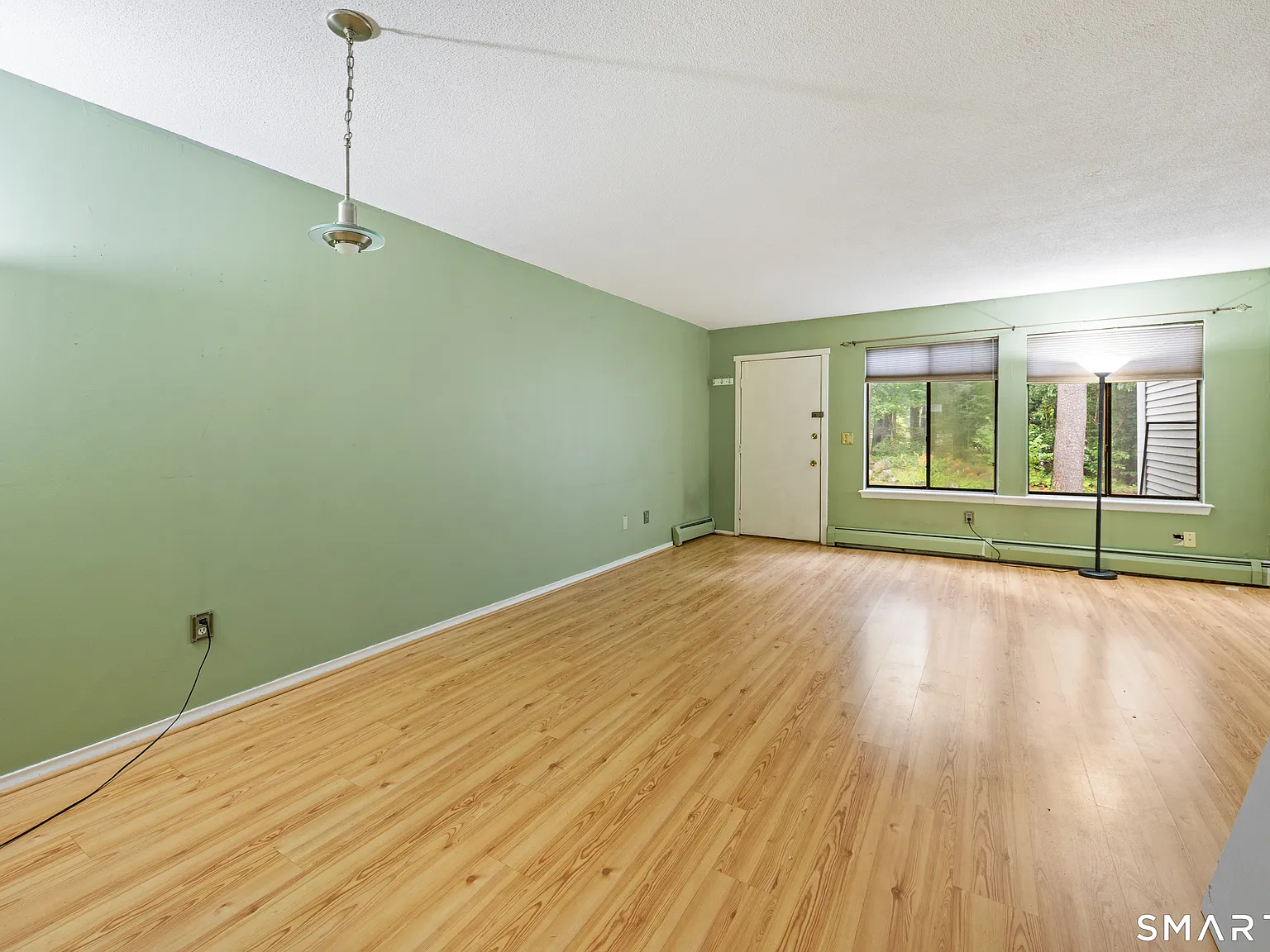 2 bed, 1.5 bath, 1118 sqft, $2,400 — Photo 3