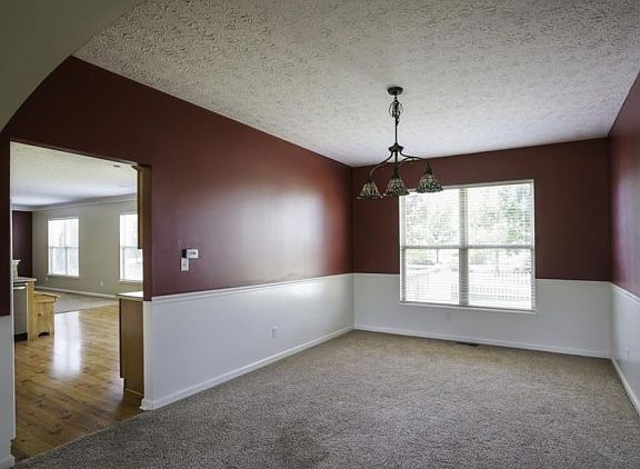 5th image of 16671 Blackbird Ct