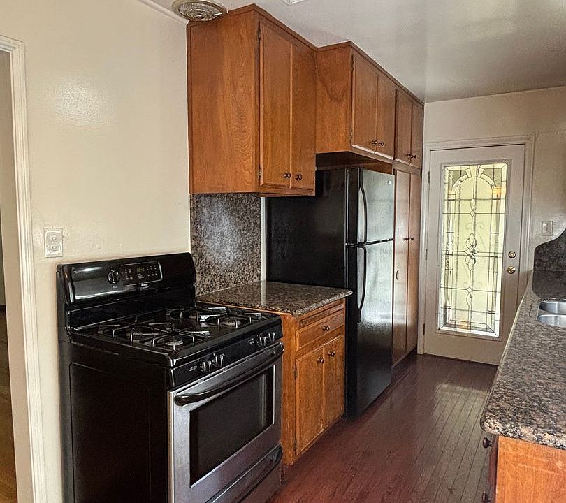 1st image of 5281 E El Prado Ave #5283