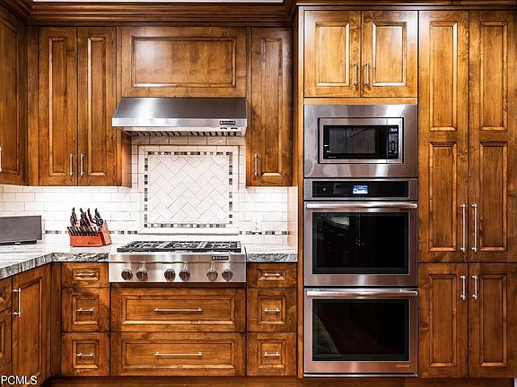 5th image of 2778 Lucky John Dr