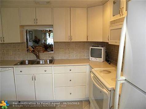 1st image of 4402 Martinique Ct APT H1