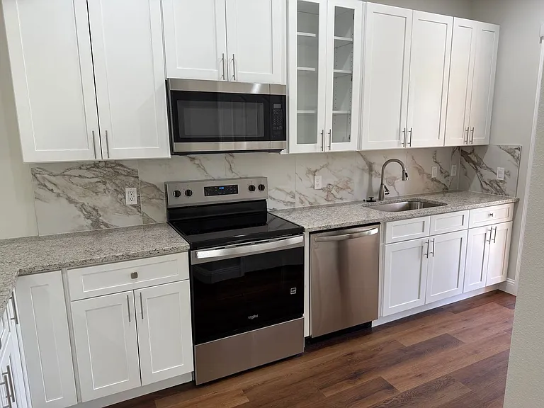 9 Ullemay Ct #B — Photo 10