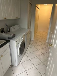 4231 Berkshire Dr, Sterling Heights, MI, 48314