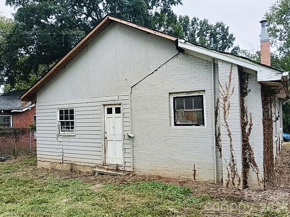 3rd image of 610 Lineberger St