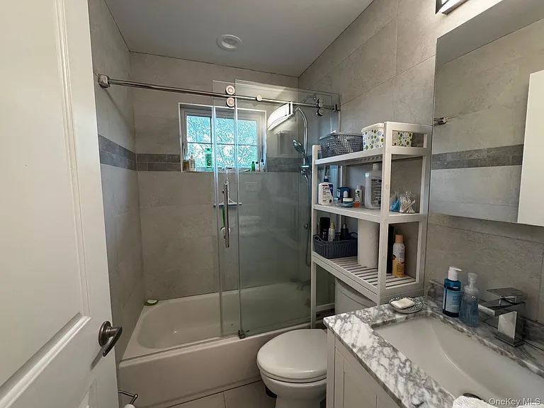 621 E Olive St #2 — Photo 7