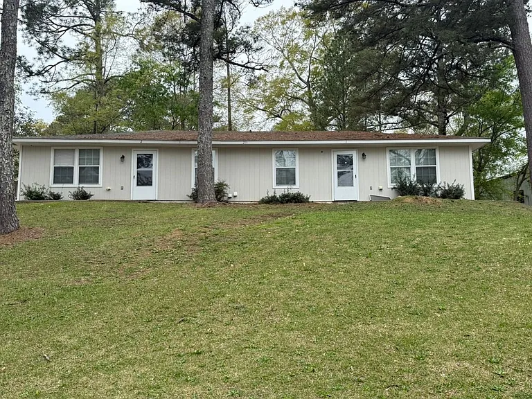 219 Lawrence Rd #2 — Photo 3
