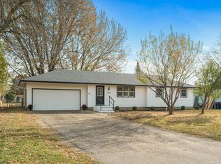 16190 Flagstaff Ave W, Rosemount, MN 55068