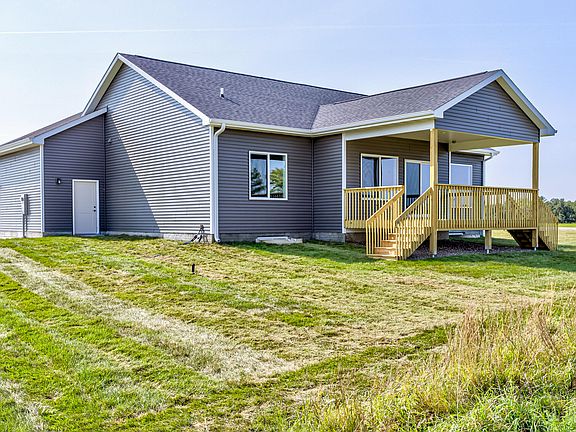 2nd image of 1201 Hickory Ct