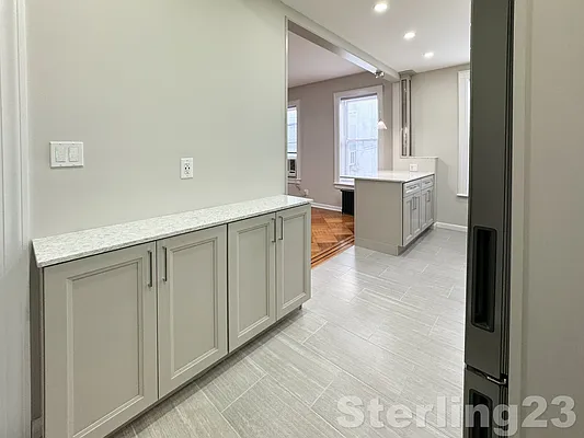Rented by Sterling Realty Solution Inc | media 5