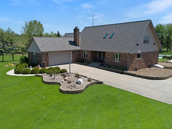 7473 Calkins Rd, Flint, MI 48532