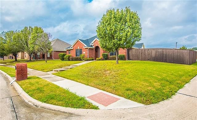 1st image of 1877 Andress Dr