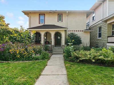 2864 North Hackett AVENUE, Milwaukee, WI, 53211