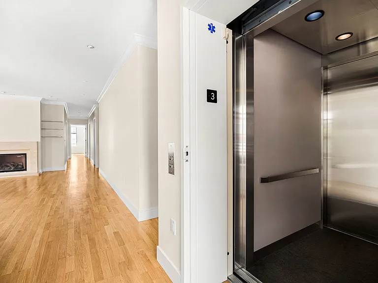 1081 Pine St #301 — Photo 26