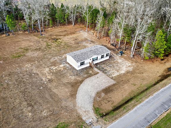 4th image of 122 Chapel Cross Rd