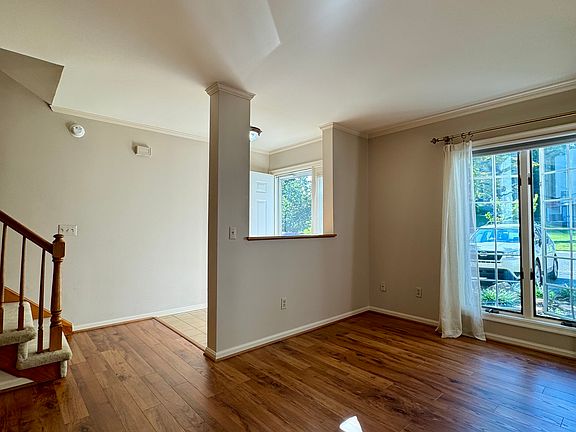 4th image of 4820 Misty Ct