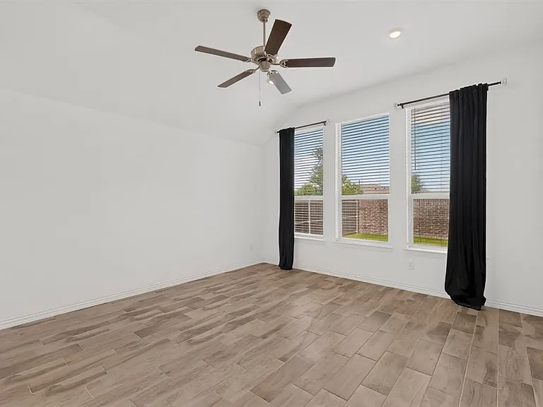 3616 Peachbush Ln — Photo 11