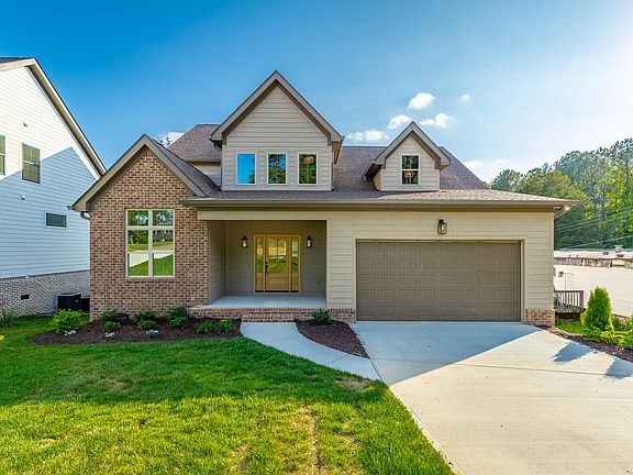 2nd image of 676 Courtney Ln