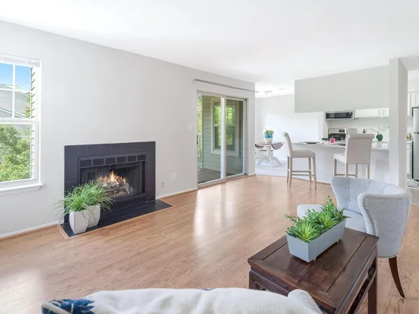 1717 Ascot Way #1717E, Reston, VA 20190