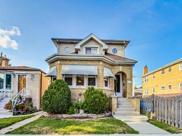 5846 W Giddings St, Chicago, IL 60630