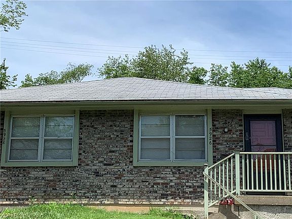 3rd image of 5926 Freeman Ave