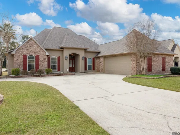 1531 City Pl, Gonzales, LA 70737