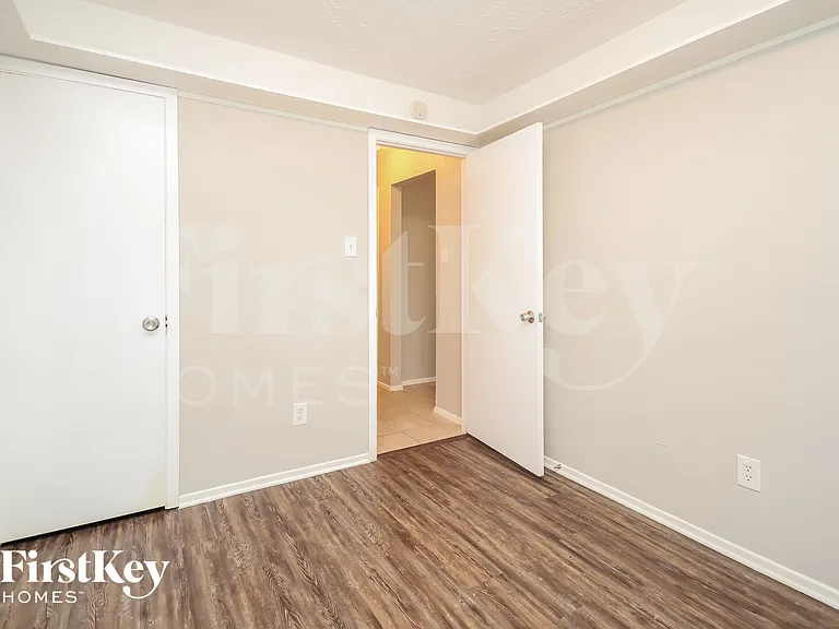 16239 La Terra Dr — Photo 12