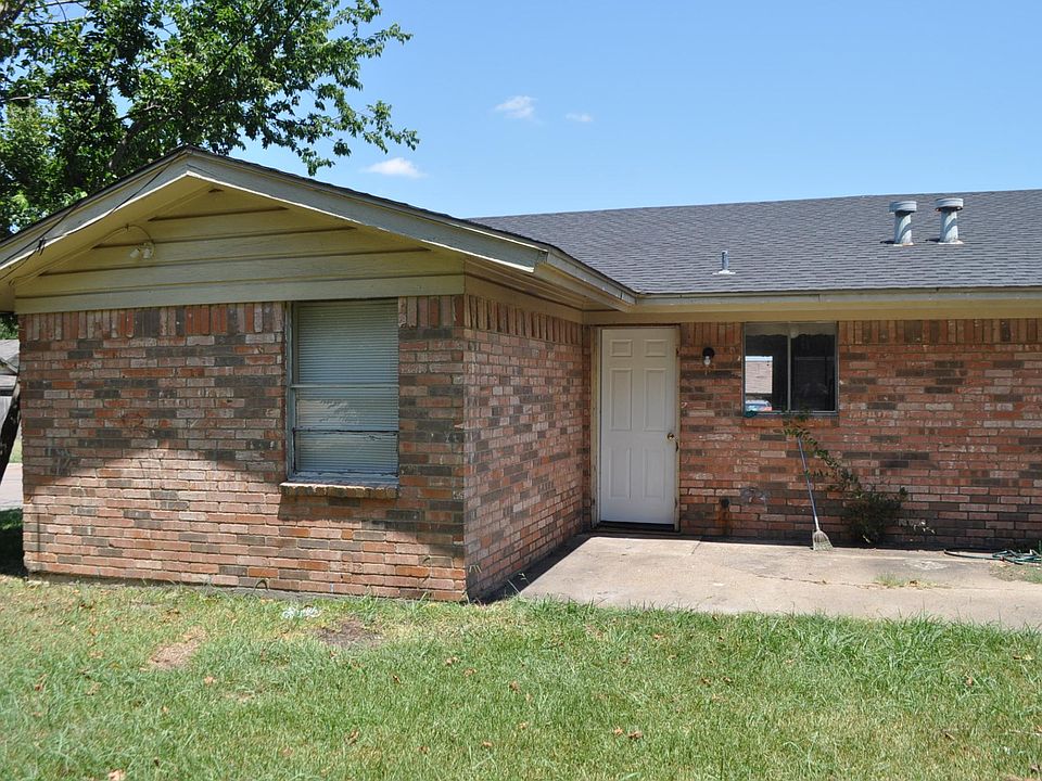 1st image of 1105 Ann Dr #A