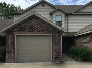 313 E Thurman St #4, Prairie Grove, AR 72753
