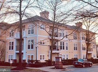 102 Booth St APT 18, Gaithersburg, MD 20878