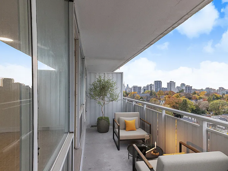 55 Brownlow Ave — Photo 10