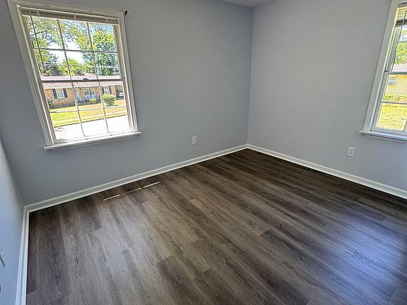 4th image of 2601 Blue Spring Rd NW
