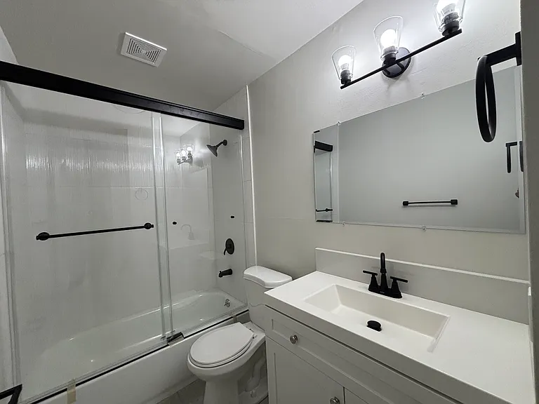 5502 Fernhill Cir #A — Photo 3