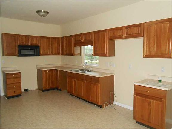 3rd image of 7539 N County Road 401 E