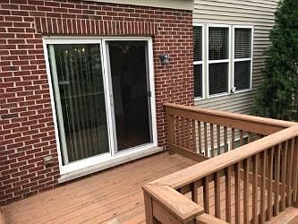 2nd image of 1560 Yellowstone Dr
