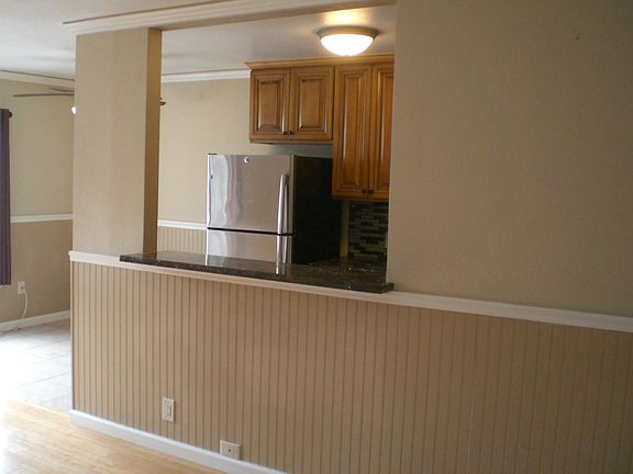 4th image of 1240 21st Ave APT 6