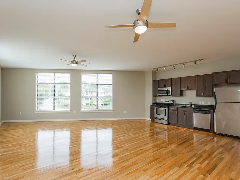 Spacious Loft-style Apartment