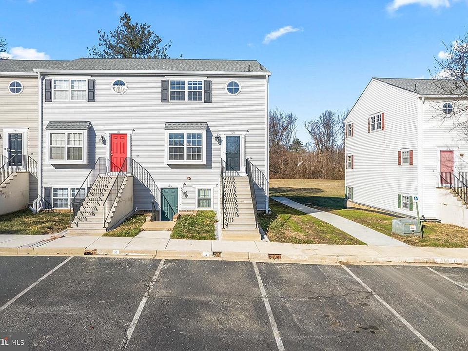 1st image of 127 Kylie Pl #9