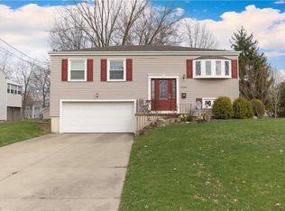 1283 Cavalcade Dr, Youngstown, OH