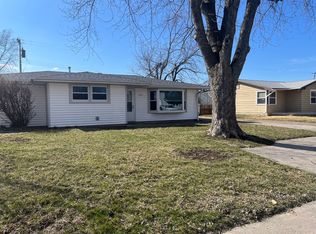2322 8th St, Silvis, IL 61282