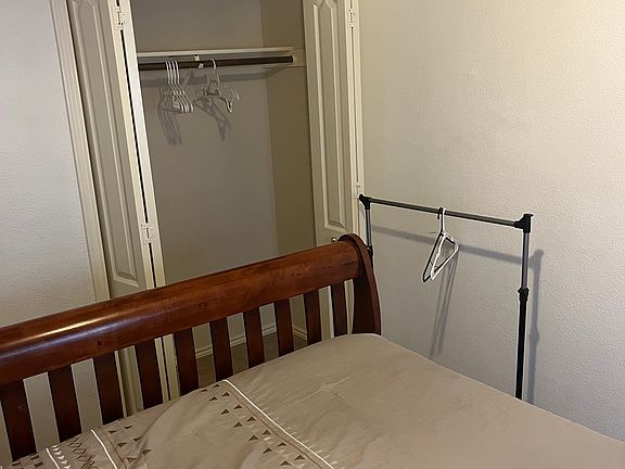 3rd image of 6018 Woodway Ct