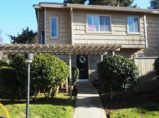 736 Commons Dr, Sacramento, CA 95825